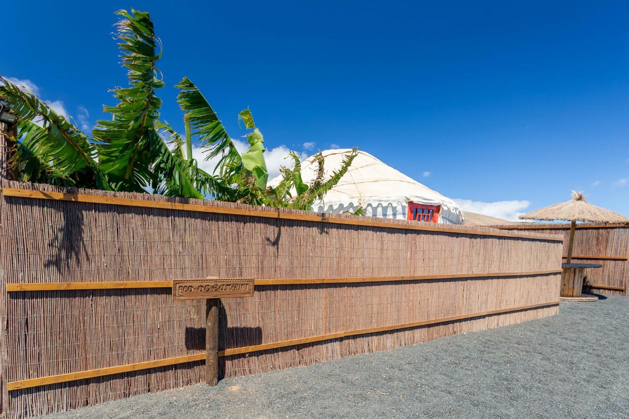 Finca De Arrieta Village - Yurts And Stone Cottages - Shared Pool - Walking Distance To Arrieta Beach - Eco Friendly Tabayesco エクステリア 写真