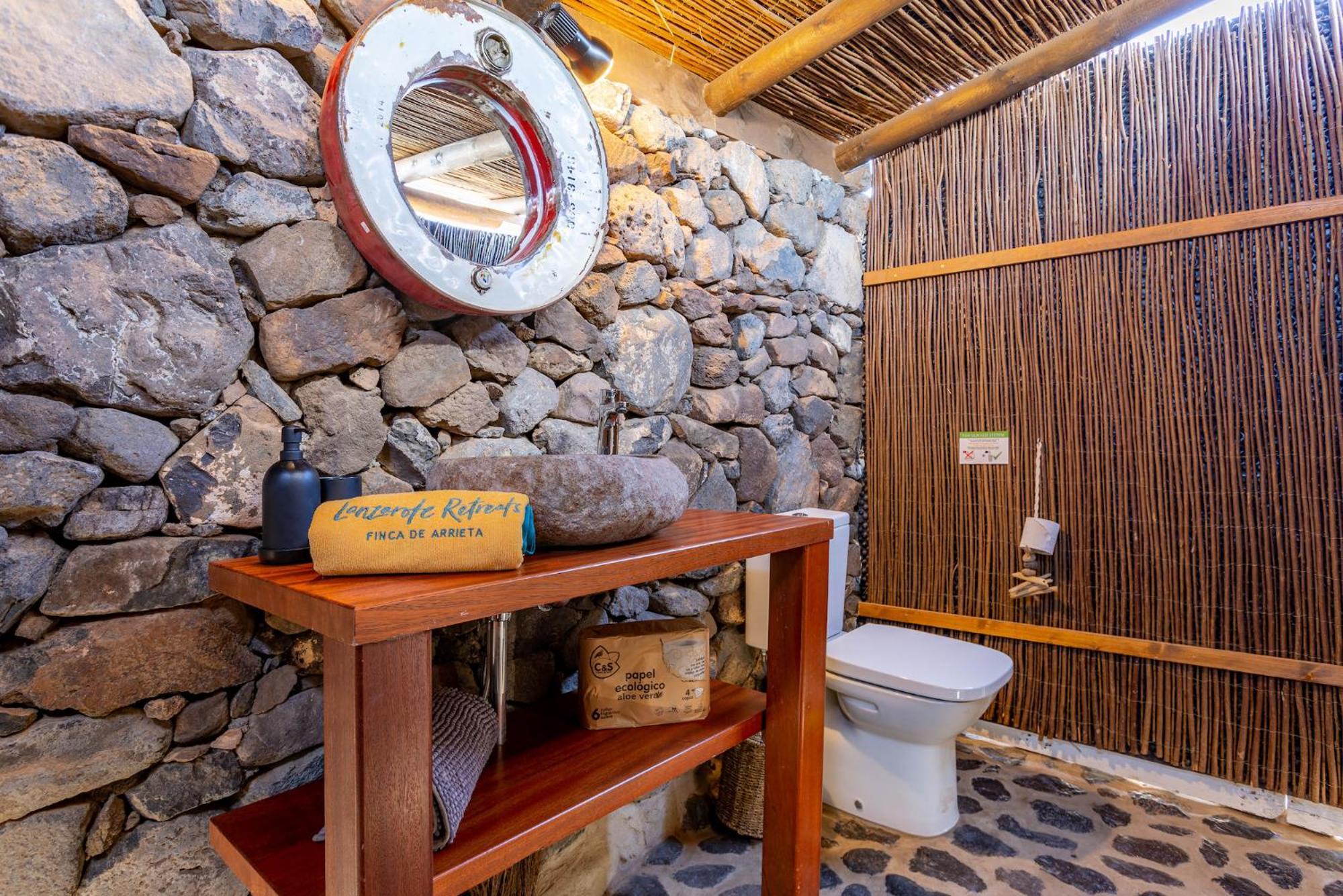 Finca De Arrieta Village - Yurts And Stone Cottages - Shared Pool - Walking Distance To Arrieta Beach - Eco Friendly Tabayesco エクステリア 写真