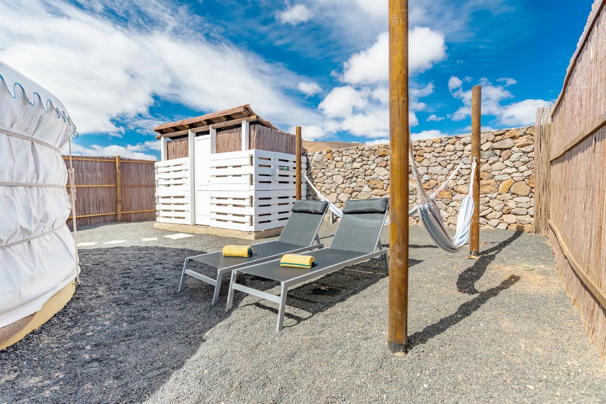 Finca De Arrieta Village - Yurts And Stone Cottages - Shared Pool - Walking Distance To Arrieta Beach - Eco Friendly Tabayesco エクステリア 写真