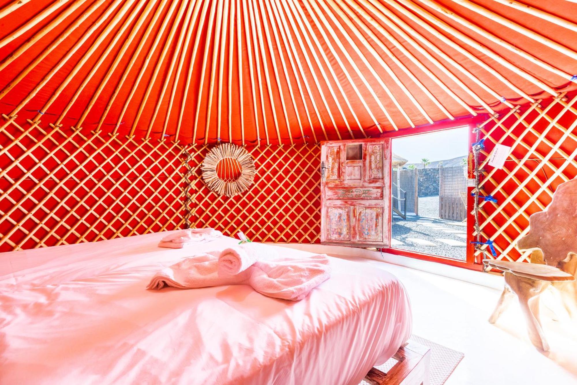 Finca De Arrieta Village - Yurts And Stone Cottages - Shared Pool - Walking Distance To Arrieta Beach - Eco Friendly Tabayesco エクステリア 写真