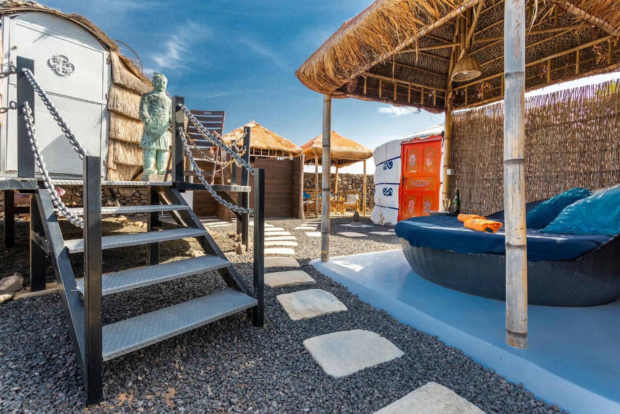 Finca De Arrieta Village - Yurts And Stone Cottages - Shared Pool - Walking Distance To Arrieta Beach - Eco Friendly Tabayesco エクステリア 写真