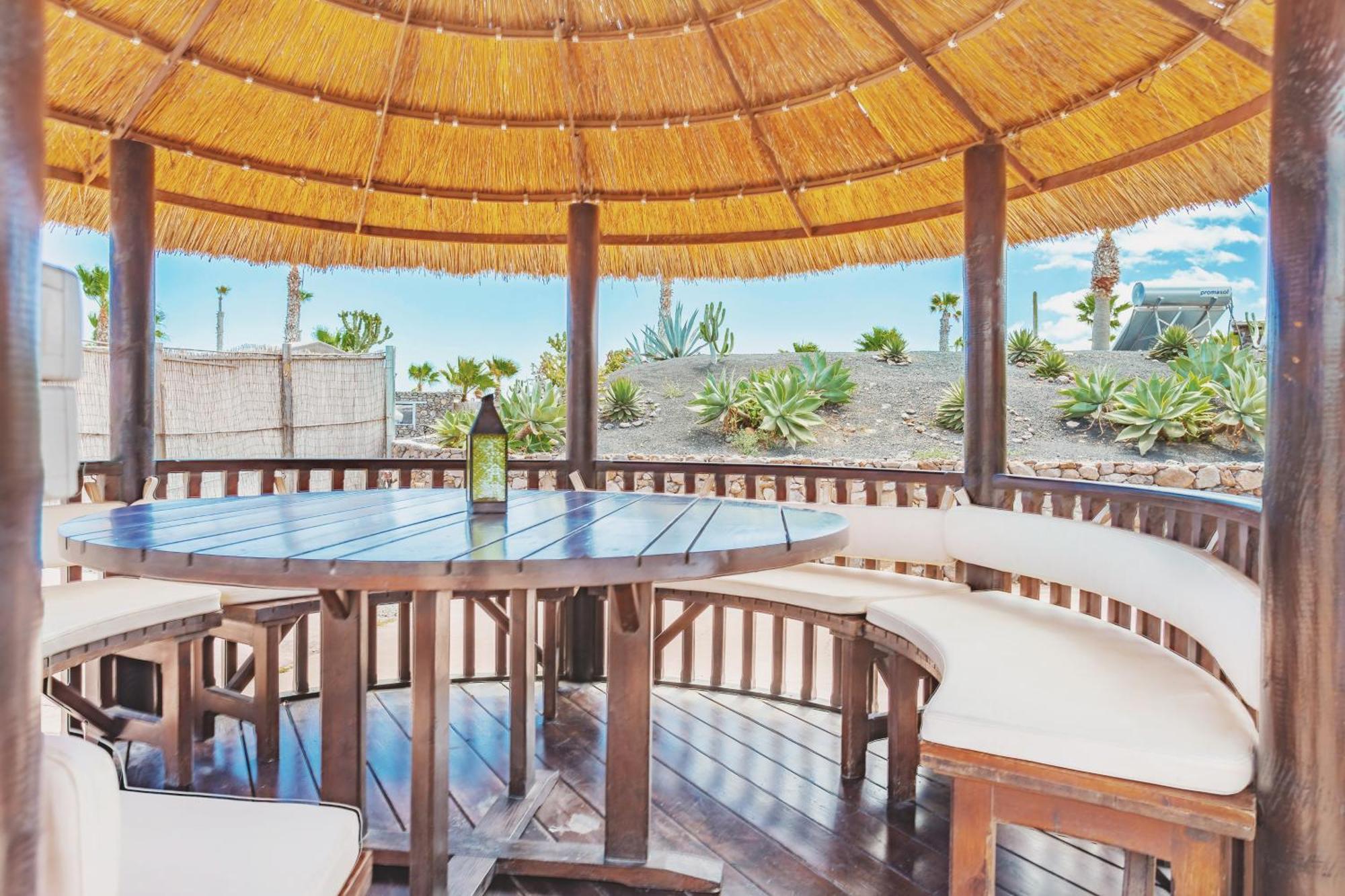 Finca De Arrieta Village - Yurts And Stone Cottages - Shared Pool - Walking Distance To Arrieta Beach - Eco Friendly Tabayesco エクステリア 写真