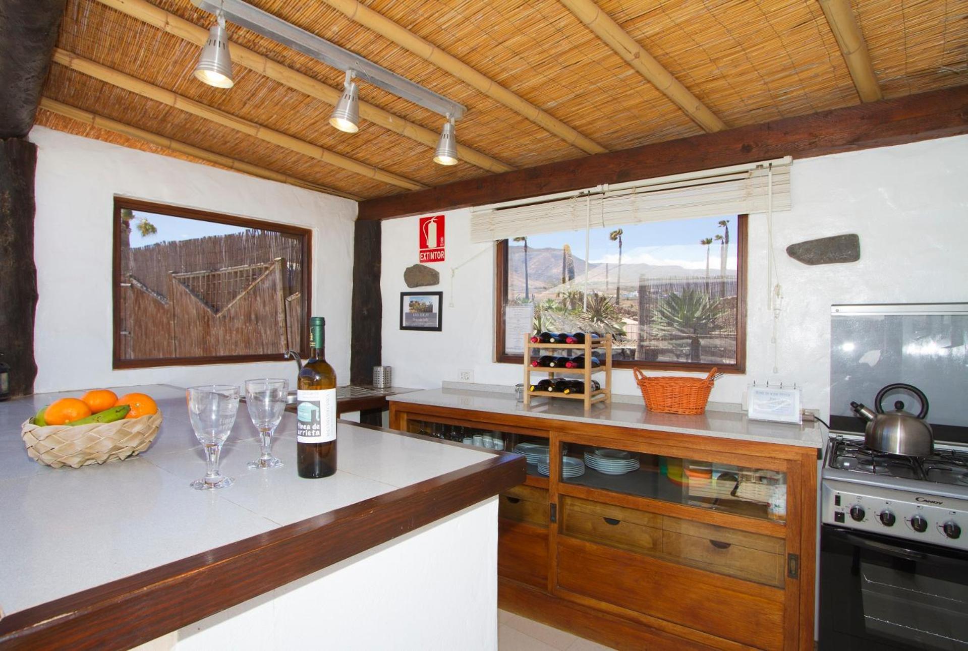 Finca De Arrieta Village - Yurts And Stone Cottages - Shared Pool - Walking Distance To Arrieta Beach - Eco Friendly Tabayesco エクステリア 写真